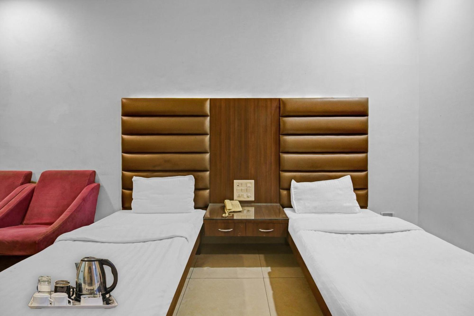 Collection O Surya Otel Bhopal Dış mekan fotoğraf