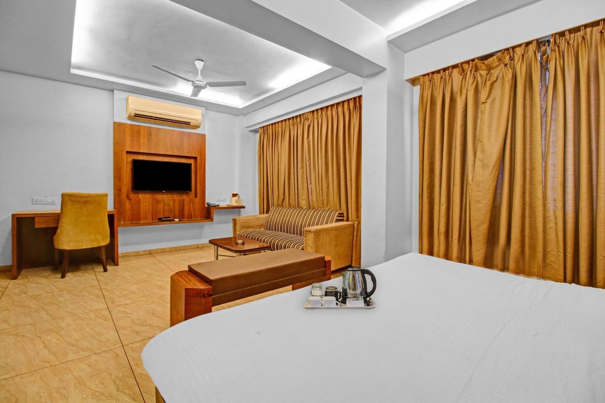 Collection O Surya Otel Bhopal Dış mekan fotoğraf