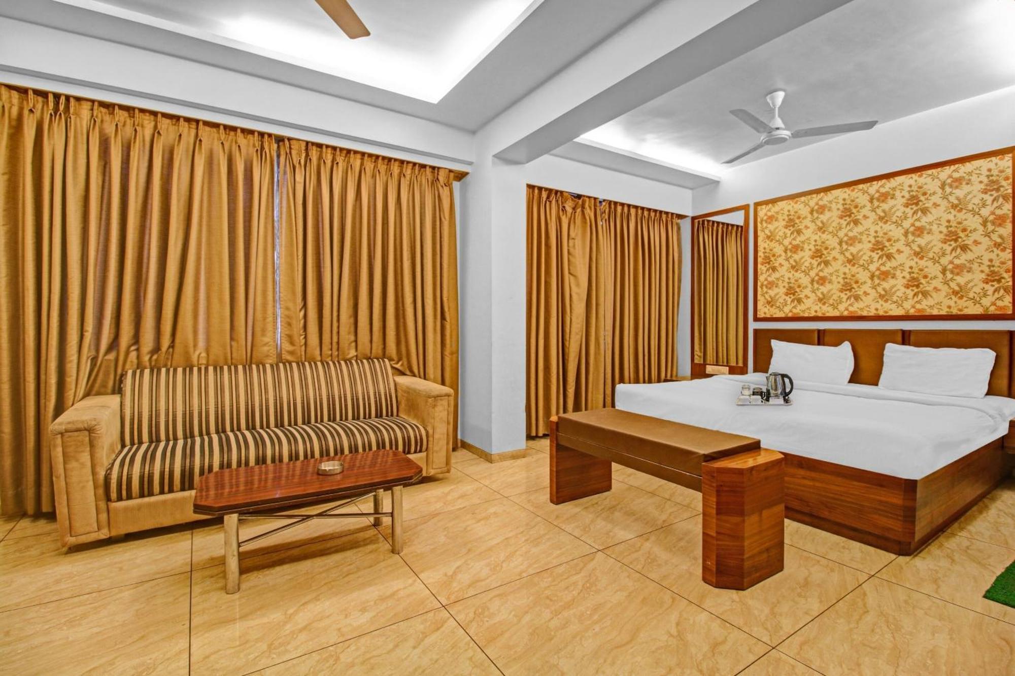 Collection O Surya Otel Bhopal Dış mekan fotoğraf