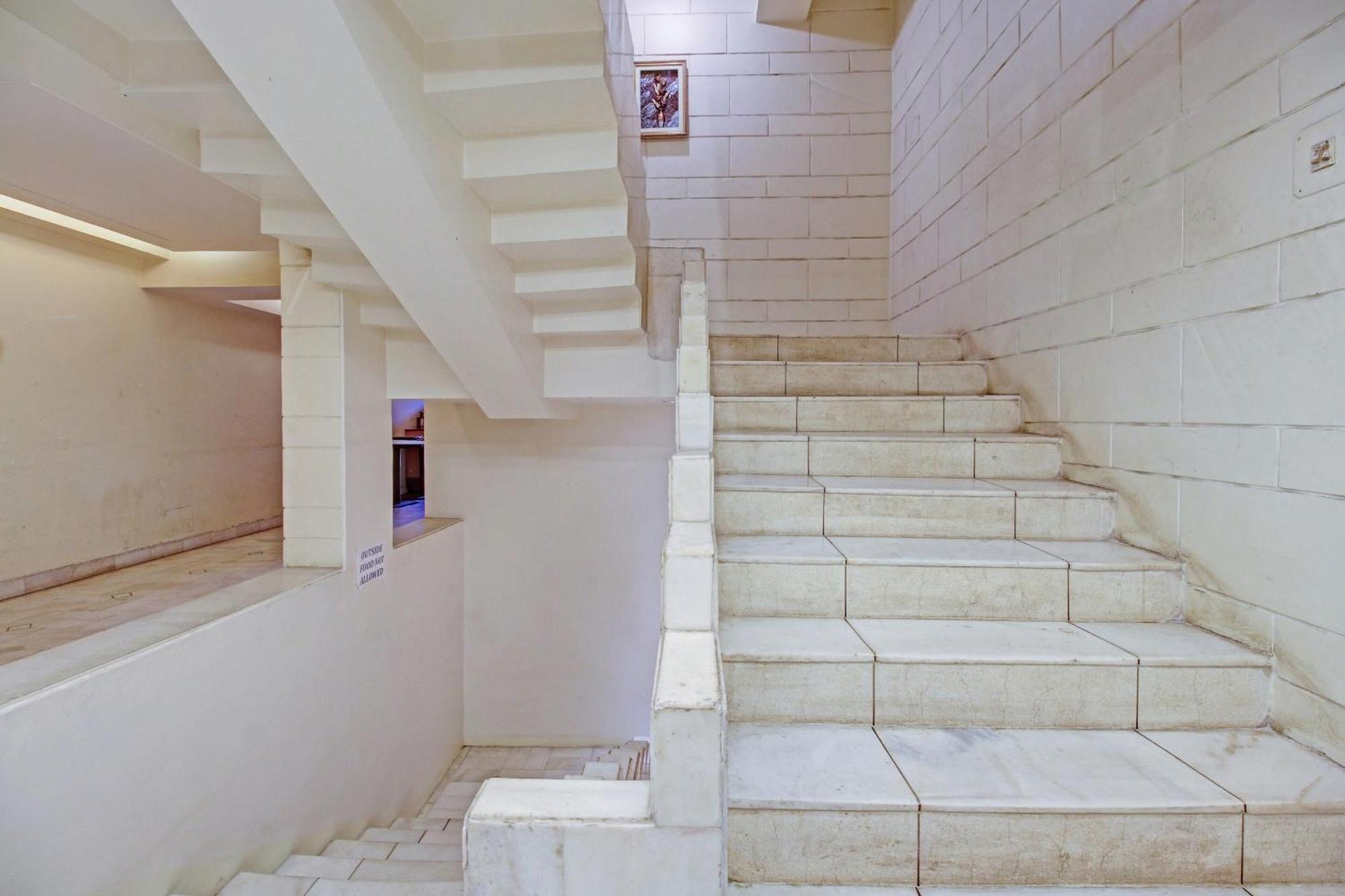 Collection O Surya Otel Bhopal Dış mekan fotoğraf