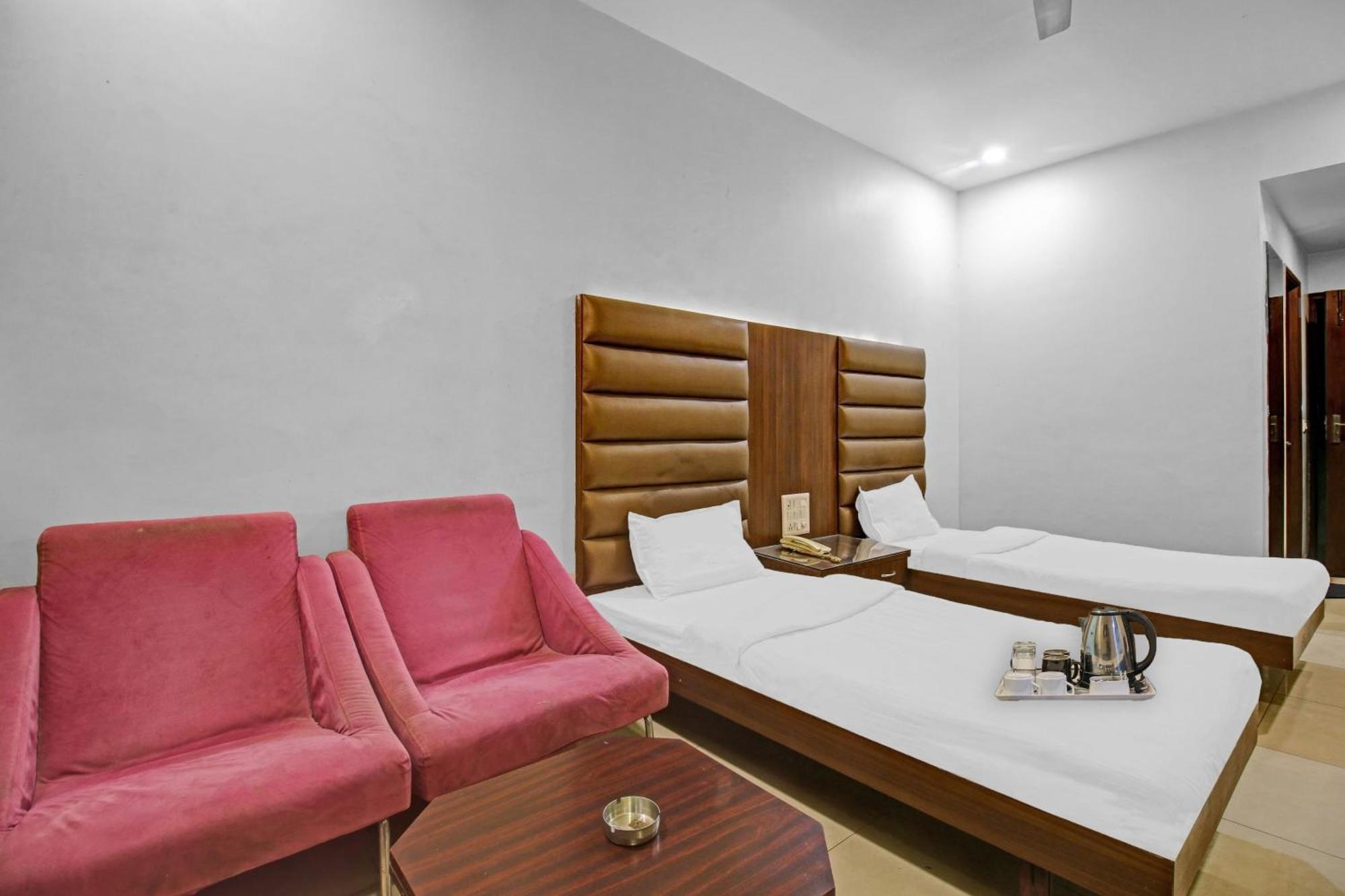 Collection O Surya Otel Bhopal Dış mekan fotoğraf